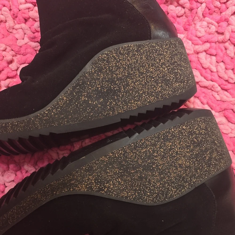 aetrex Kara‎ Black Wedge Ankle Boots